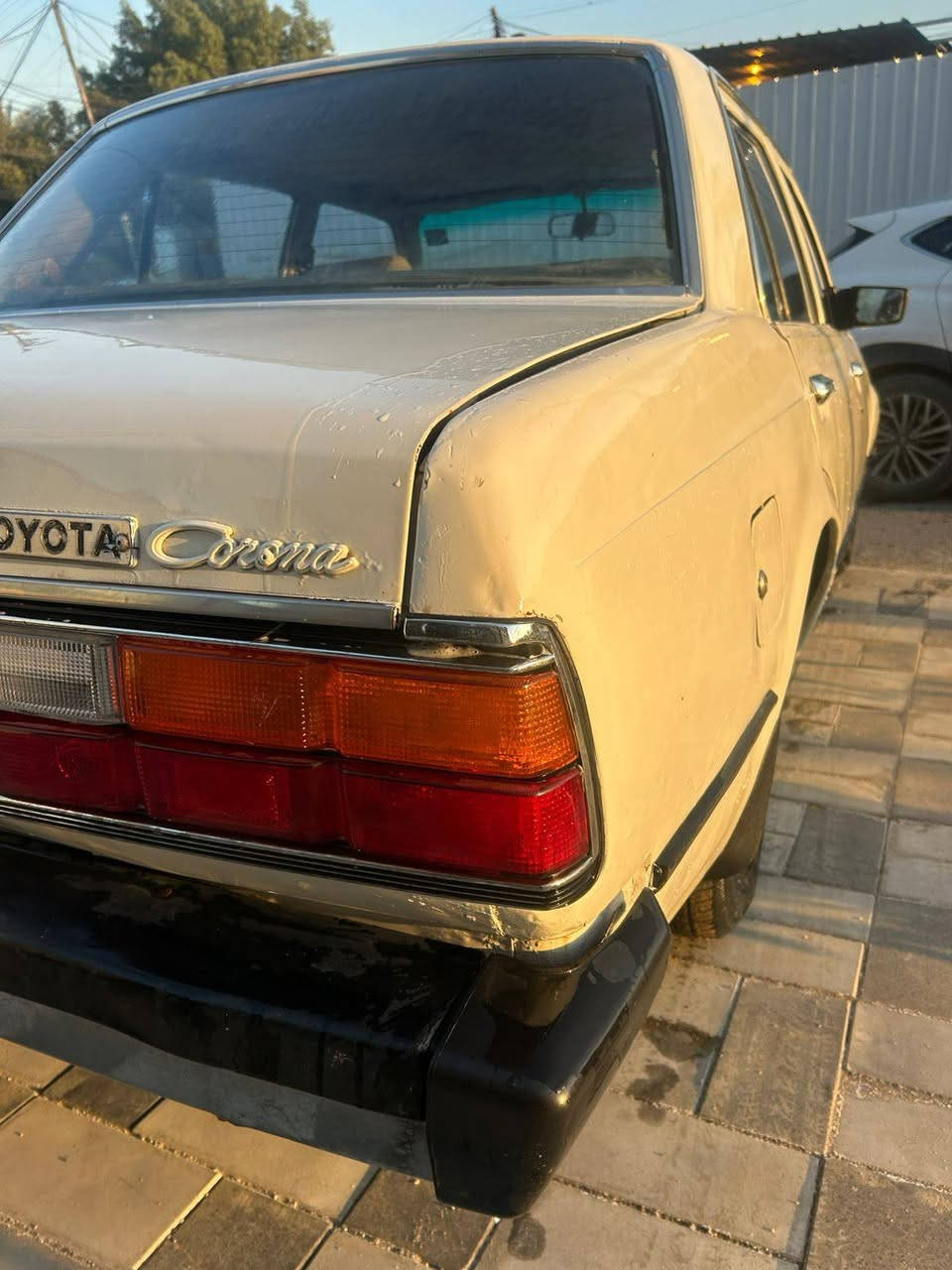 السلام عليكم كرونا 81 جاهزه  من كلشي معمره جديد  مكينه كير اكسل تخم تاير صدر جديد تراي وين ميعجبك رقم جديد تحويل مباشر رقم مميز السعر 32 وبيها مجال *********** مكان السياره بغداد البلديات
