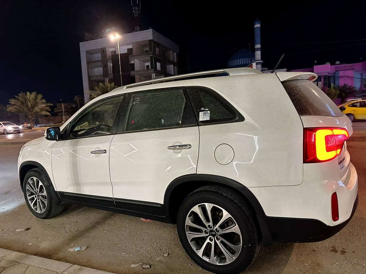 سلام عليكم سورنتوا للبيع 2014 فول مواصفات بصمه كشنات كهرباء لد أمامي خلفي ٣ قطع تبريد كامره خلفيه حساسات خلفيه أمامي رقم أربيل دولي سنويه وهزه جديد السياره مكينه كير حداديه تخم تاير كله جديد السياره السعر 168 وبيها مجال للشراي مكان السياره نجف الاستفسار الاتصال على الرقم *********** مكفوله 4سلندر السياره
