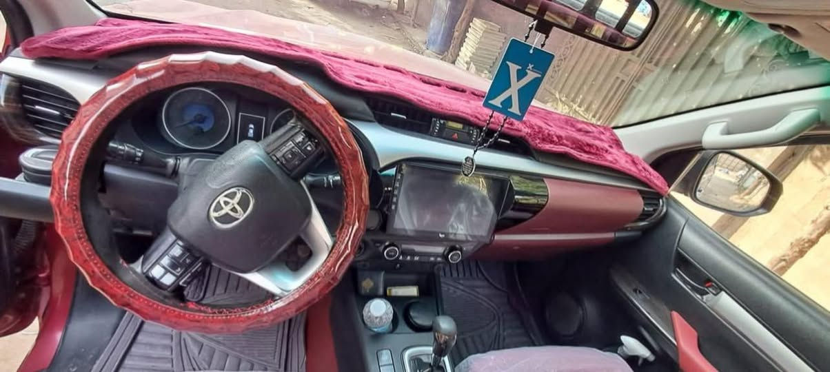 ئۆتۆمبێل: تيوتا هيلوكس 

سەنەوی تازەیە 2029
147 هەزار ۆیشتووە

ســــعر $ یەک کۆمێنـت بکە راســـتەوخۆ بــۆ دێـــت🟢

کفالە عامە
شاشە و کامێرە 
٤*٤

ژمارەی خاوەن سەیارە👈: ***********
