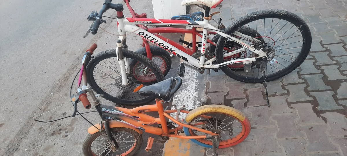 سلام وعليكم تصفيه محل بايسكلات للبيع بسعار مناسبه جدآ بسعر الجمله والمستخدم كلش مناسب العنوان قضاء جلولاء  الاستفسار عل هاذه الرقم ***********
