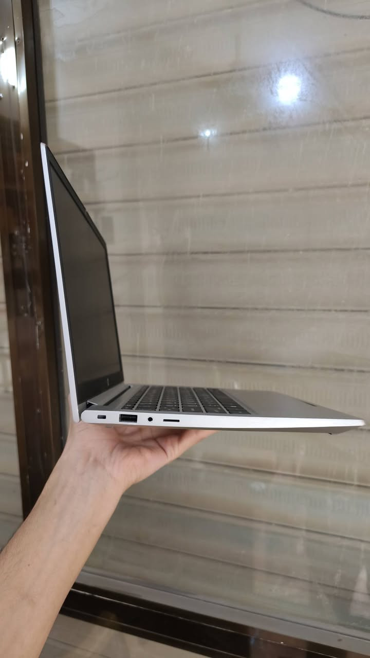 لابتوب Hp  
معالج Core i5 
جيل 11 
رام 8 
هارد 256 
شاشة حجم 13.3
 السعر 310 الف 
--------------------------------------------------------
 
*********** 
توصيل موجود مكاني حلة
