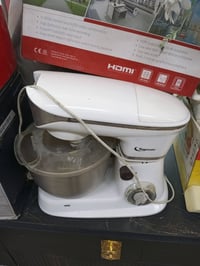 غراض مستعملة • معرض ومزاد زاخو • بغداد كفاءات الصحة