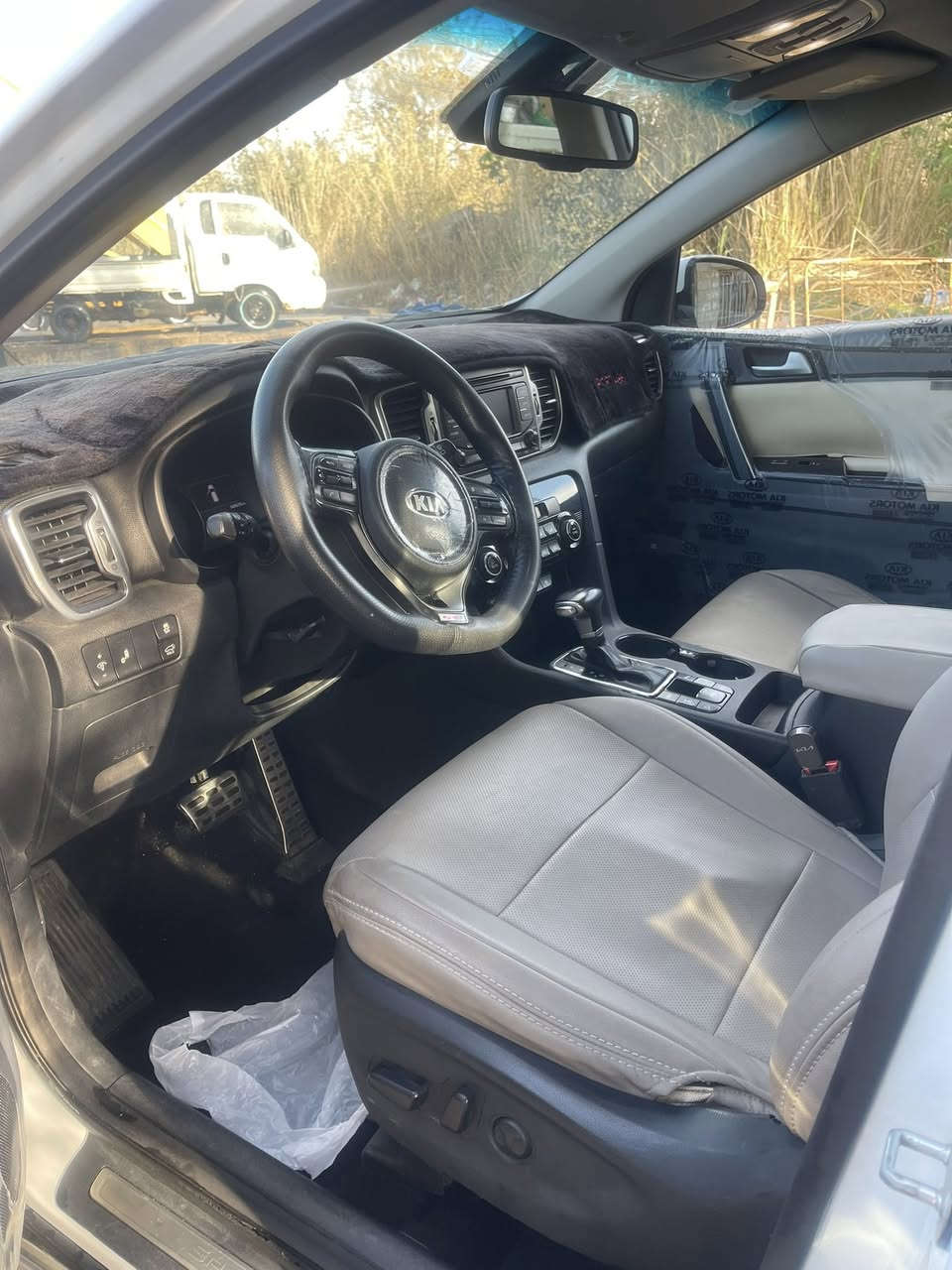 سلام عليكم كيه سبورتج جيتي لاين يعني فول مديل ١٦خليجي رقم بغدادجديد بسمي مكينه ٢٤٠٠سعر١٥٥بيه شي بصيط عنوان بغداد اراشديه عبورالبوابه سونار موجودبنشرمعه صور  رقم تليفون ***********وساب مفتوح
