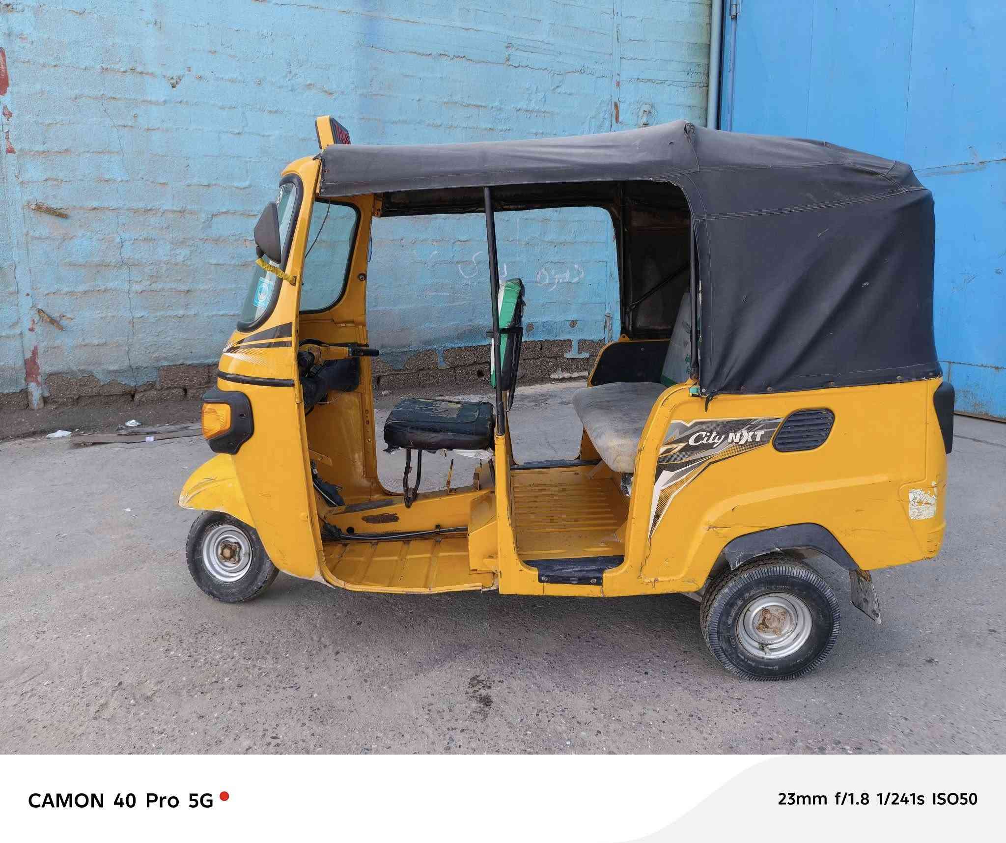 إسلام عليكم تكتك بياجو مديل 21 محور مكينة TVS 21 تكتك (ادوات) مكفولة سعر 1500 مكاني بصرة العشار ***********
(تكتك أدوات مكفولة عشارئياً) نضيفه شوفت عينك نقص بس كلجات كهربائيات كله شغاله من طول الطول
