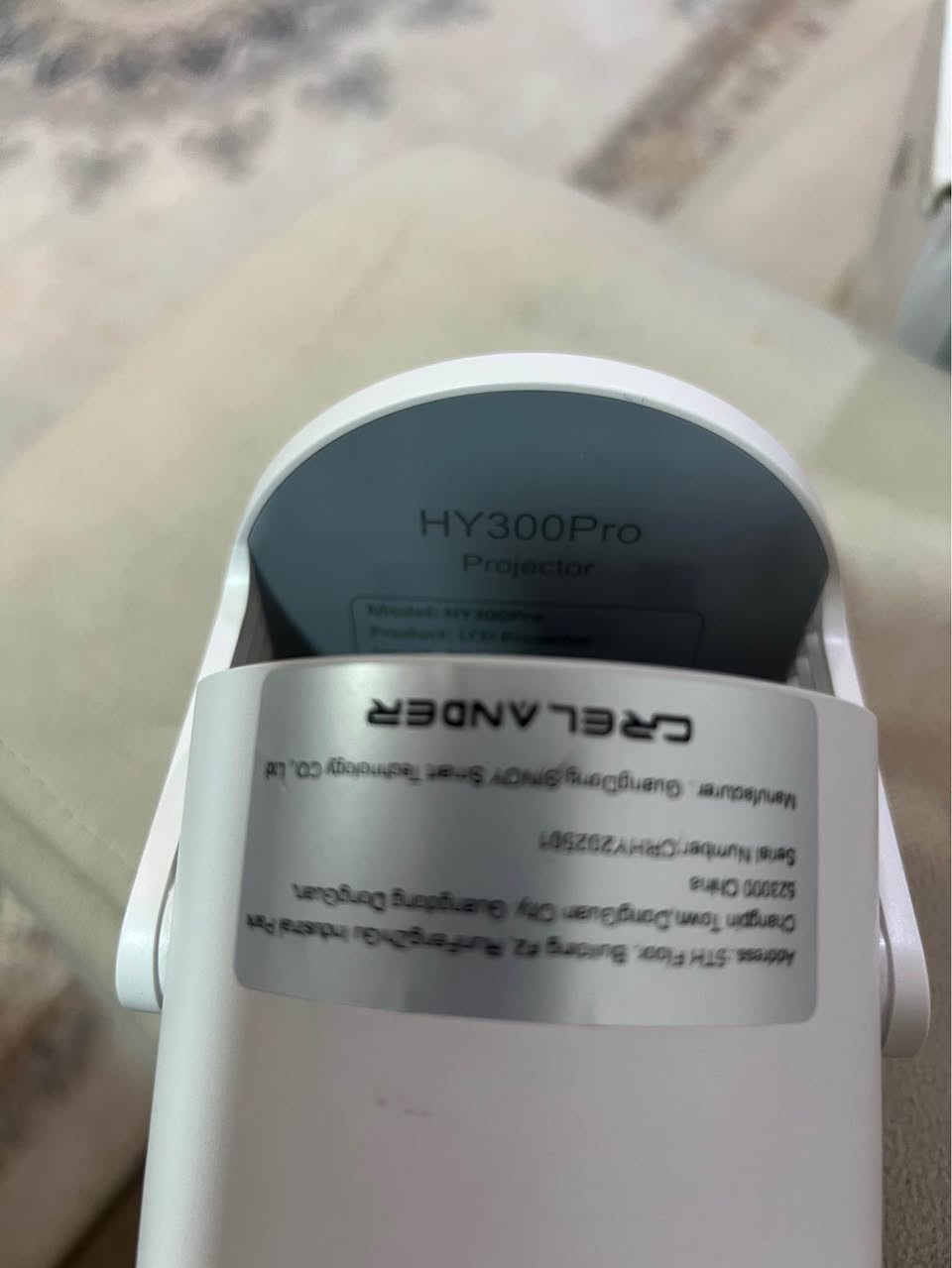 datasho HY300pro 
full mwasafata 
wifi
bluetooth
netflex
smart
internet
deqay zor shaza ba dli xow gawra akre
kwalete barza 
*********** السليمانية, العراق
