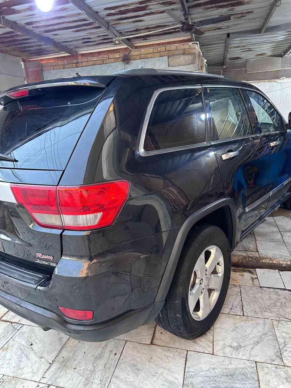 جيب لاريدو خليجي 2013 فول مواصفات حساسات كشنات جلد تشغيل عن بعد كشنات كهرباء مرايات شفط فور ويل محرك 3600 المرغوب لايت زنون فتحه سقف بانوراما قطعتين تبريد دواخل بيجي  بيها ربع جاملع وربع بنيد امامي  العنوان البصره قضاء القرنه  السعر $175  بيها مجال ***********
