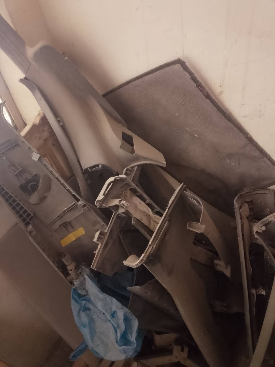 شكو شي بداخل سيارة بلاستك موجود عندي كلهن شلع ١٠٠


**إذا كنت صاحب هذا الإعلان وتريد حذفه لأي سبب، رجاءا أرسل رسالة إلى الدعم الفني**