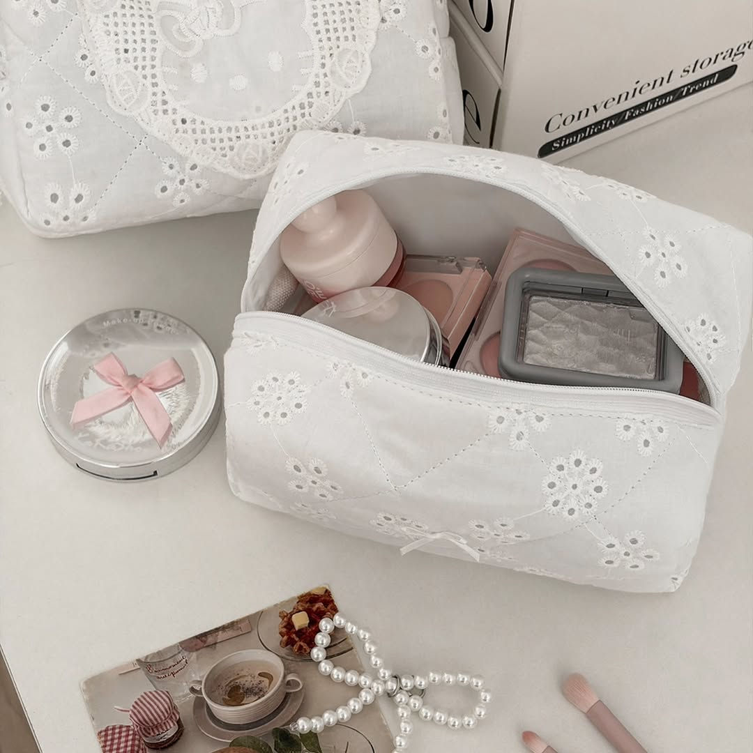 السعر:13 الف 💖🌸✨🐚🪞🦢
‎(كل البضاعة حجز مسبق تصل بعد 20 _ 25 يوم )
 
#iraqistore #pinterest #pintereststore #easthetic #jellycatbunny fypstore بنترست_ستور


**إذا كنت صاحب هذا الإعلان وتريد حذفه لأي سبب، رجاءا أرسل رسالة إلى الدعم الفني**