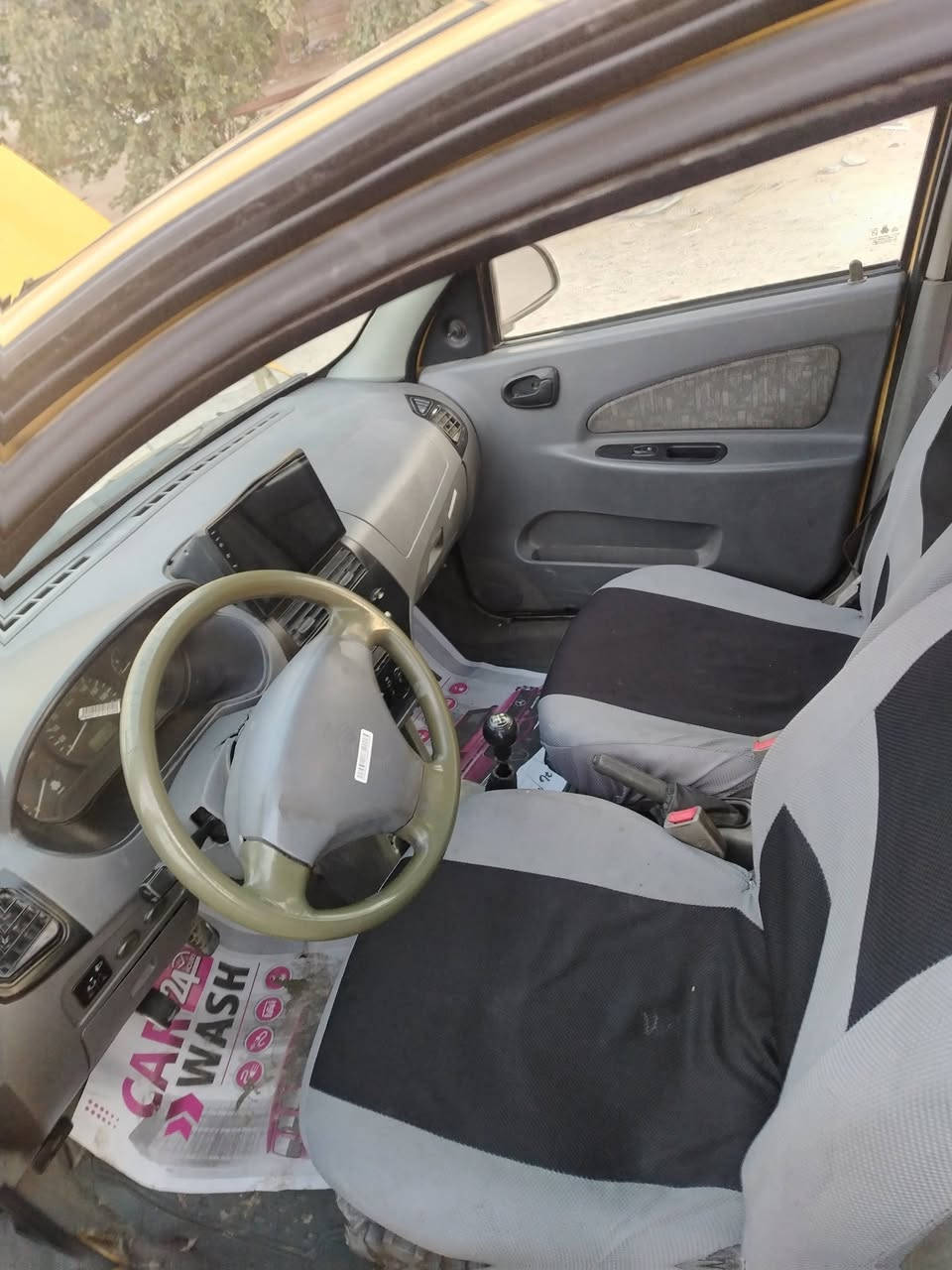 السلام عليكم للبيع طيبه 2016 سياره جاهزه كير مكينه خير من الله رقم انكليزي مصفره السياره باسمي تحويل ثاني يوم السعر ٤٥ وبيهه مجال قليل الشراي يتصل عله هاذه الرقم *********** مكاني بغداد حي الجامعة قرب جامع نجمه
