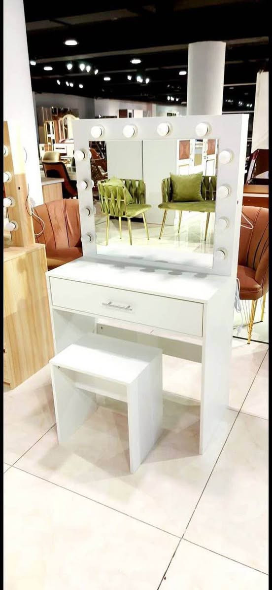 ‎ميز تواليت انارة‎ بغداد, العراق


**إذا كنت صاحب هذا الإعلان وتريد حذفه لأي سبب، رجاءا أرسل رسالة إلى الدعم الفني**