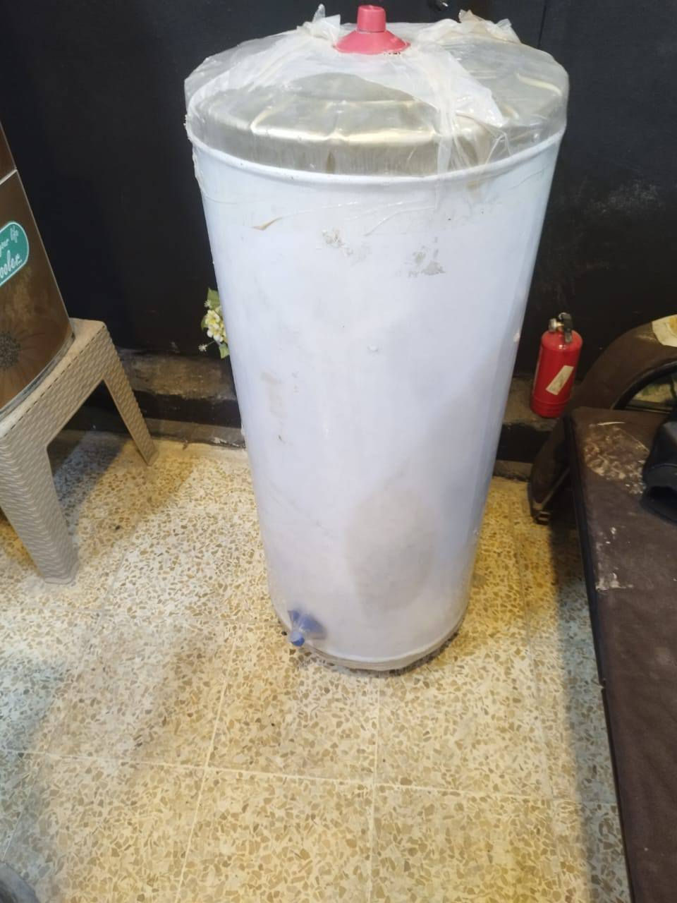 كيزر لبيع السعر 50الستفسار ***********شرط بعده بجيسه
