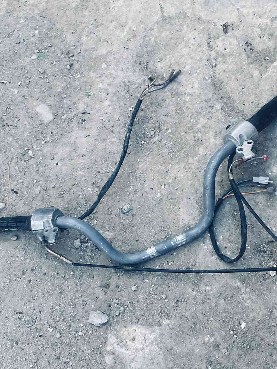 سلام عليكم غراض دراجه مكينه نامه تلث حروف مربين شكلها بل صبغ  مديل ٢٤ نانكي كزوز صدر امامي دبلات خلفي ماشه استان ويل وتاير كدام وياله ٢خلفي +تواير ثنين  مكانالشعيبه الزبير  رقم ***********
