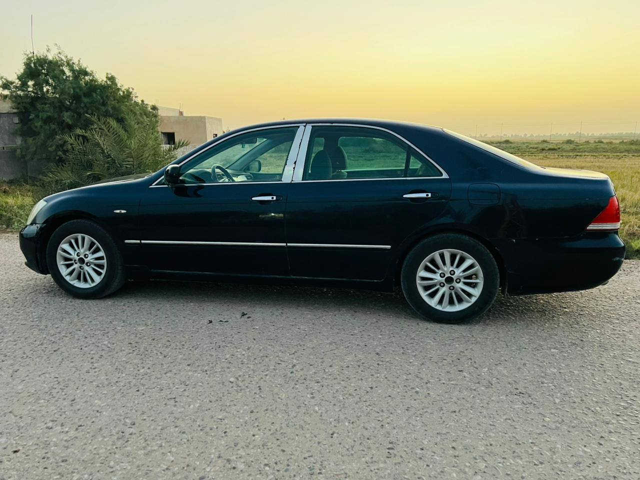 شاهينه دخول جديد متوئمه رقم وسنويه طبق الاصل جاهزة كير ومكينه كارتون حداديه كارتون كهربائيات كله شغاله سياره جديدة البيع سعر ٣٥ وبيه مجال مكان الشطره الاتصال ***********
