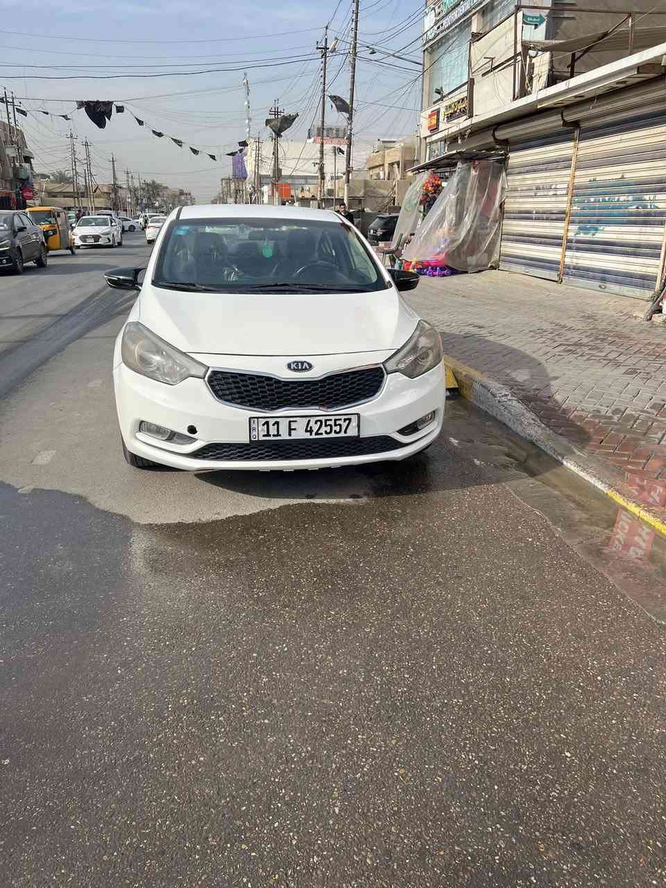 كيا سيراتو 2014 خليجي 
مكان بغداد 
***********
