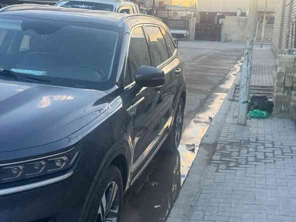 سورنتو  EX وارد امريكي موديل 2022 رقم بغداد Hybrid
مواصفات السياره
محرك بانزين+محرك كهرباء
محرك 1.6  توربو
كير 6 نمر PHEV ماوس 
بصمه  تشغيل عن بعد
سايد بريك كهرباء
تحكمات ستيرن 
سبعة راكب
كشنات جلد
المرايه الداخليه عاكسه للضوء 
ويل كب حجم 20
كشنات الاماميه كهرباء
باب الخلفي ذكي كهرباء
ترحيب عند الاقتراب
لدات يدات الابواب
كشنات السياره منفصله
رادار امامي قياده ذاتيه والحفاظ على المسار
رادار النقطه العمياء
رادار خلفي
حساسات خلفيه
السياره فور ويل
شفتات نمره 
السعر 229 وبيها مجال

مكان السياره بغداد 
للاتصال ***********
