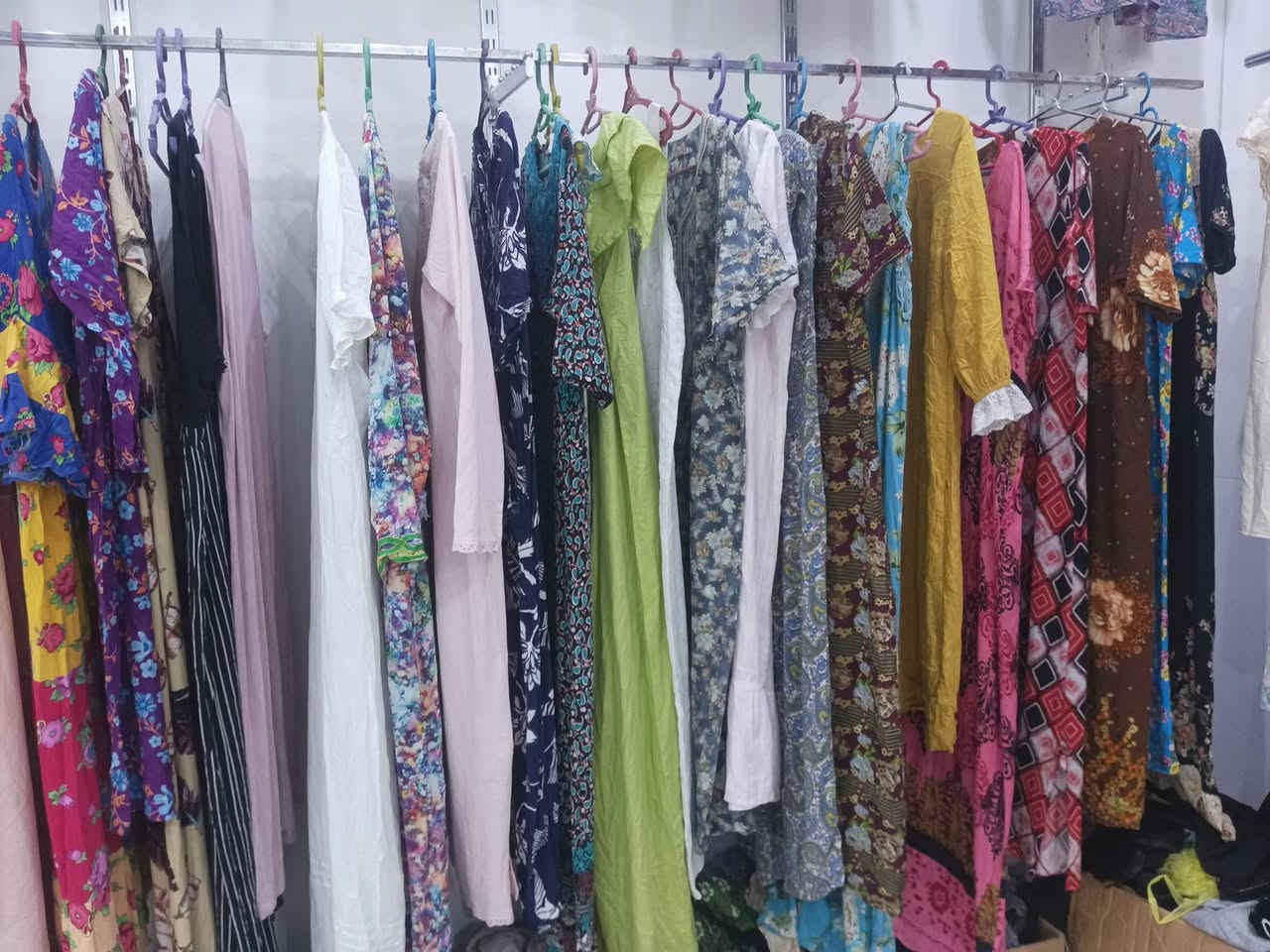 تخفيضات 
تخفيضات 
دشداشة مع شلحة 
قميص نسائي 
كيلوت
فقط 3000

سوق الشيوخ حي العسكري شارع الصورة قرب حسينة الإمام الحسن العسكري عليه السلام


**إذا كنت صاحب هذا الإعلان وتريد حذفه لأي سبب، رجاءا أرسل رسالة إلى الدعم الفني**