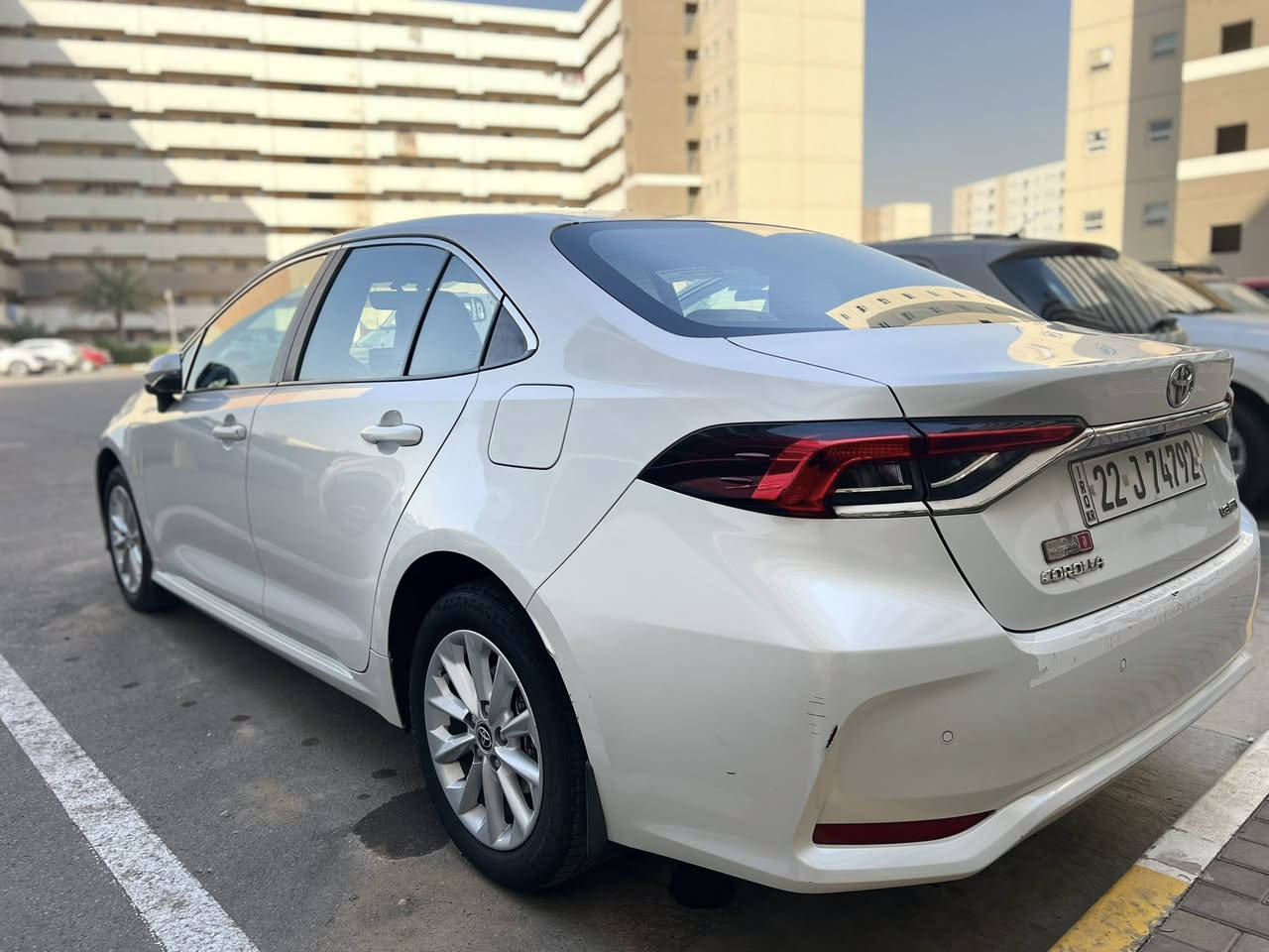 السلام عليكم كورلا موديل 22 خليجي مواصفات معروفة بيهة صبغ قليل بالجاملغ الامامي صفحة الصدر وبيهة بارد بالداير مال الجاملغ الخلفي صفحة السايق ماشية 112 الف السعر 160 وبيهة مجال  ***********
