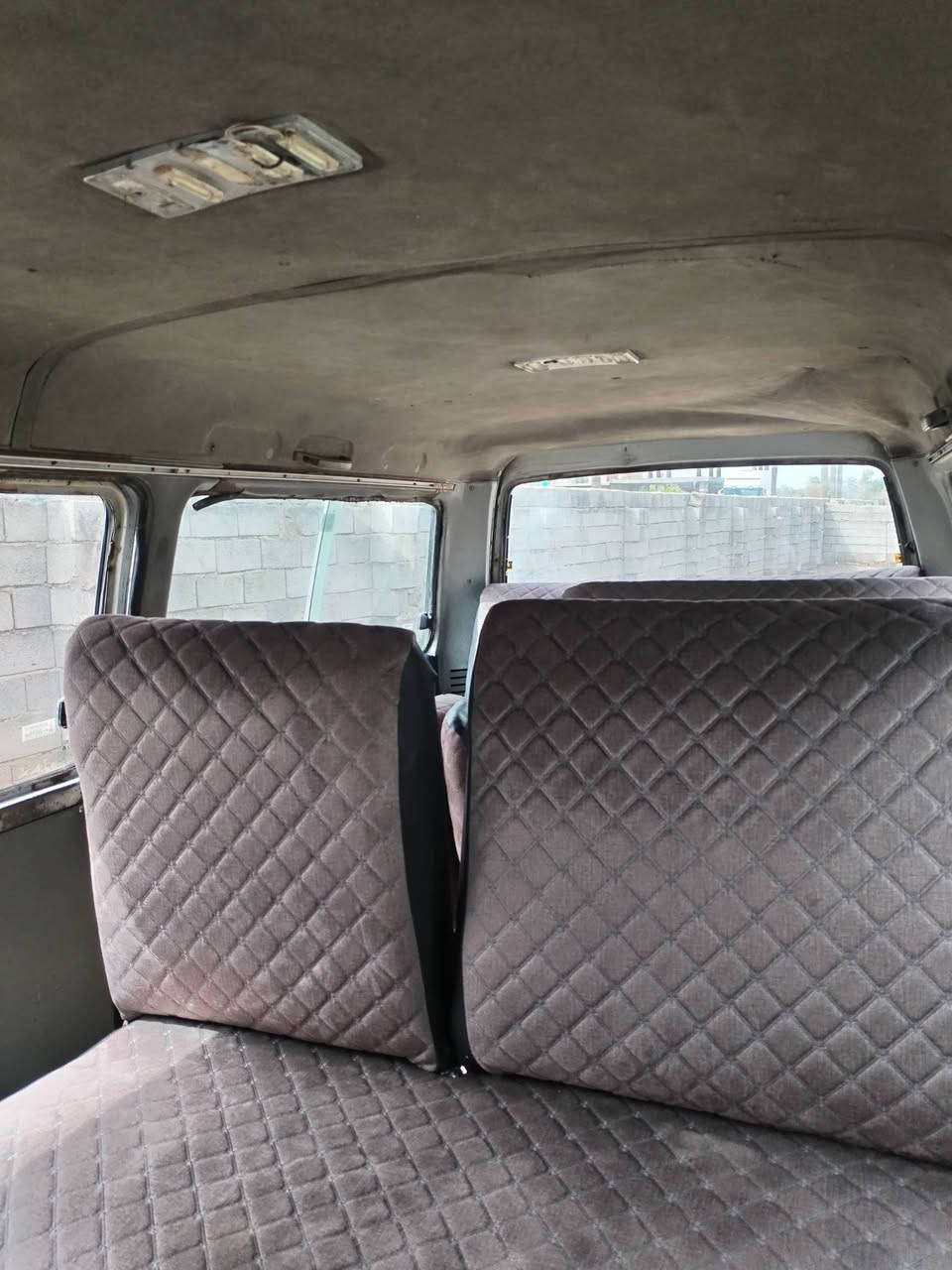 السلام عليكم كيا كيا بستا موديل 93 سياره مصبوغه سياره تخم تاير محرك وبومو نازل كلهدثانويه باتري مواصفاته كله سياره منفوظه من الدعم للدعاميه وشكرا***********
