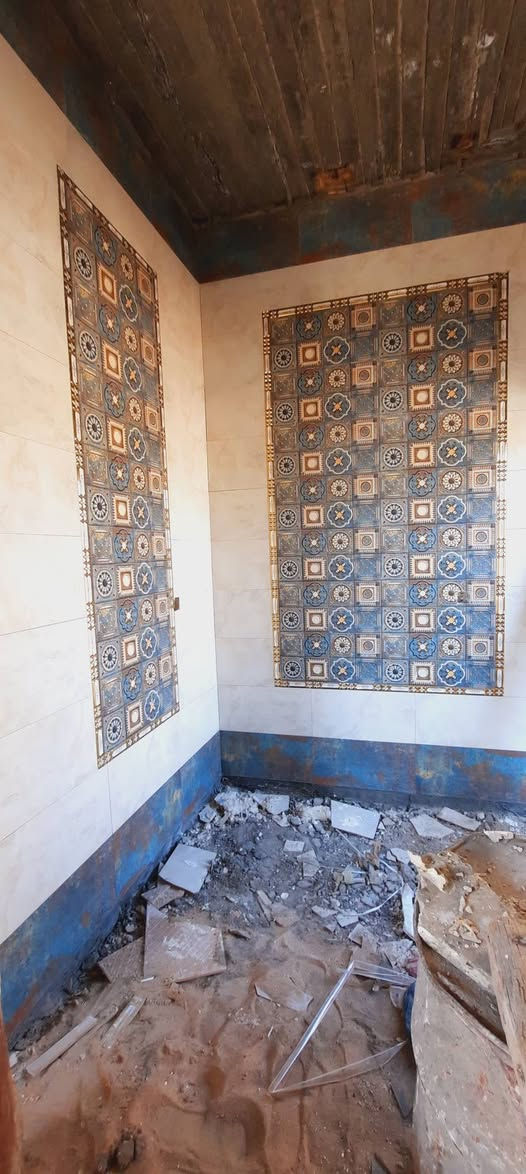 بسم الله الرحمن الرحيم
عمل سيراميك وارضيات كافه بأنسب الأسعار كادر متكامل شغل درجه اولى 
اي مكان 
*********** ابو جود
