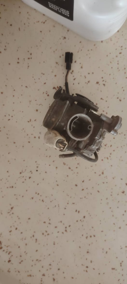 كفرات ماكس أصلي يرادلهن صبغ ب20قفل+كفرات بلويس اصلي هم يرادلهن صبغ ب30قفل +كابريته عكسيه  اصلي ب40قفل +سبايدر واشاير اصلي ب10 *********** مكاني كربلاء حي العامل يم مجمع الباقر
