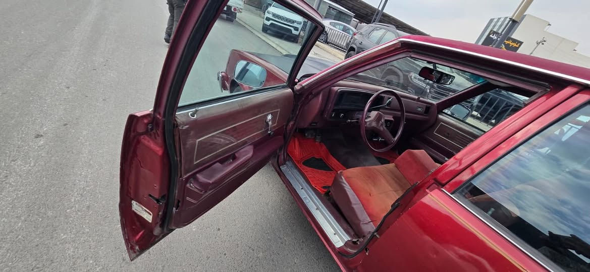 سلام عليكم سيارة ماليبو ١٩٨١ رقم ديالي حتا ٢٠٢٤ جديد وكالة بسمي تبريد ثلج محرك و كير تزويد مال تاهو 5.3 v8 شوته سبورت راديتر srt اكسل و مجموع سترين فلنجه كامل جديد مال دولفين عمار مال دولفين كهرباي كل كفاله تايرات جديد مكان سليمانية سعر ٦٥ بيه مجال رقم موبايل ***********
