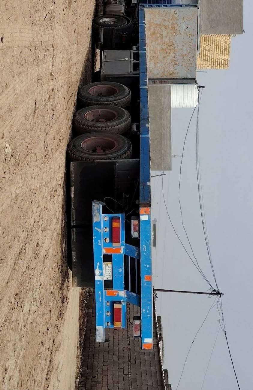 عربانه للبيع بلوم ثلث دناكير ثنين 14 واحد 16 جاهزه للعمل الشراي يتصل على الأرقام التاليه *********** ///***********
