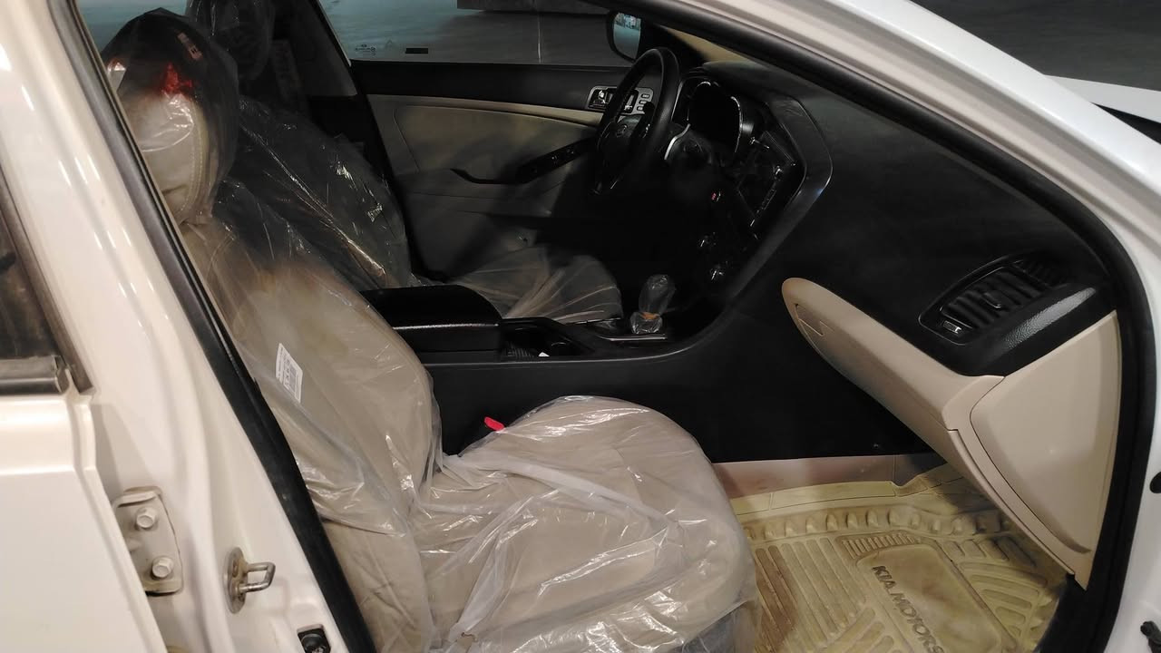 السلام عليكم كيه اوبتما مديل 2011 مكفوله كفاله عامه فول واحد عل واحد أعلى فئه السياره جاهزه كير مكينه حداديه تبريد كله شغال السعر 135 مكانهه نجف
مبايل ***********
