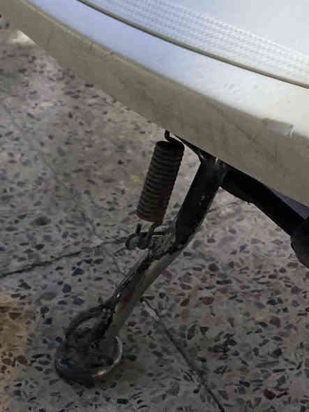 السلام عليكم للبيع دراجه كلاسك ٦٠ مكفوله كفاله عامه سلف هندر اشاير يمنه يسره عالي ناصي هورن كيج بانزين كيج سرعه ستاند تعليك ستاند صفح داخل كريمي لون نيلي قبغ هندر ما مفتوح مكينه ما مفتوحه دراجه نثيه موديل ٢٠٠٣ دراجه جديده بمعنه الكلمه مكاني بغداد السيديه سعر ٥٠٠ وبيه مجال شي بسيط***********
