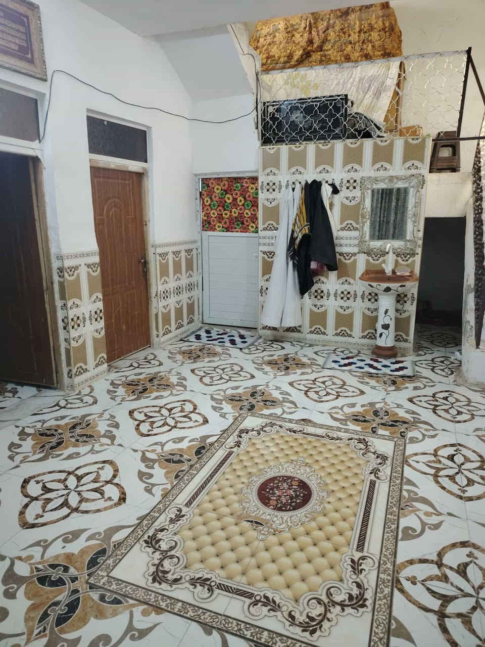 مشتمل لبيع طابو زراعي 160م حي الكرار غرفتين صاله مطبخ ستغبال كراج الاتصال على ***********
