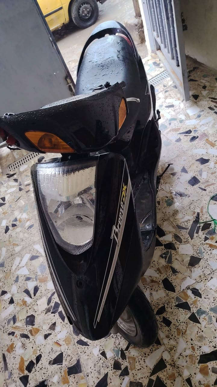 السلام عليكم دراجه بريز شغاله سعر 350 وبيه مجال 
بغداد مدينه الصدر ***********
