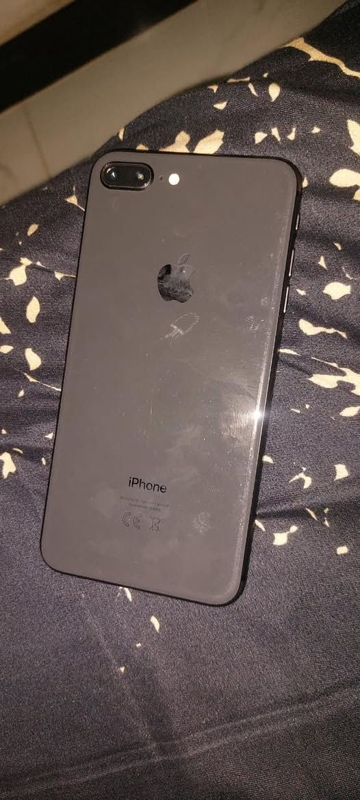 ايفون 8 بلص مكفول םــن التصليح والصيانه جهاز نضيف حيل شاشه وشاصي وضهر بدون شخوط  كله بلادي عارضه للبيع ب 150 وبي شي قليل مكاني بغداد العطيفيه 
***********
