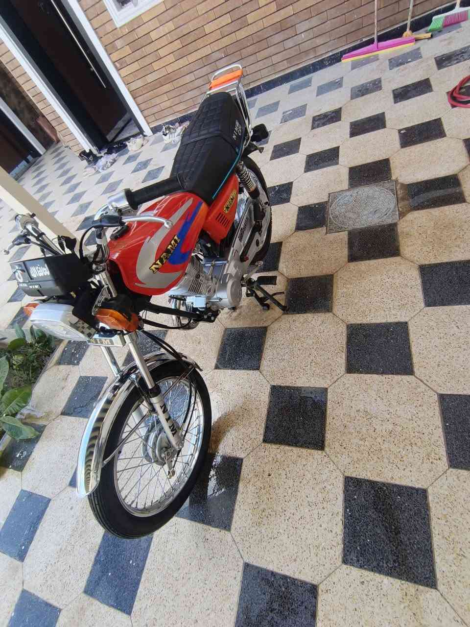 سلام عليكم دراجه نامه 2027 اوراقه اصوليه دراجه نضيفه كلش السعر 750 وبيها مجال المكان دوره ابو دشير ***********
