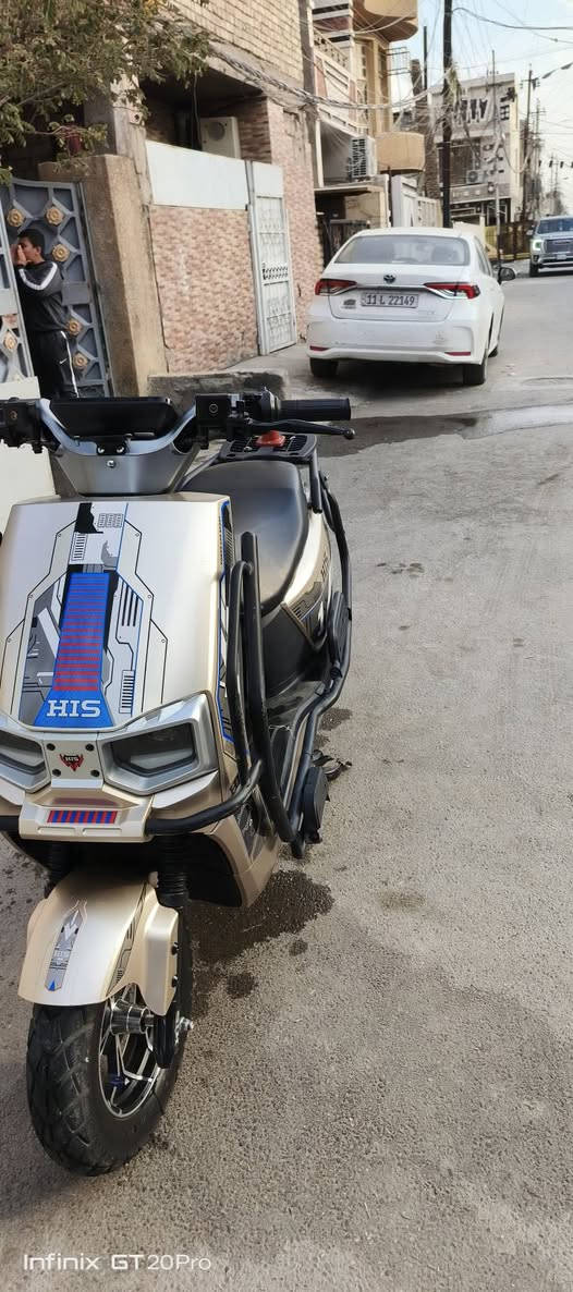 سلام عليكم دراج شحن مكفولة عوزه بس بطاريات سأله 60 يوم ما نزاله من رمبه ***********  السعر ٥٥٠وبيه مجالي قليل
