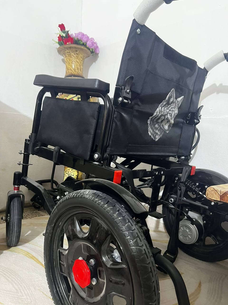 السلام عليكم عربانه  معوقين شحن غير مسخدمه للبيع العنوان كربلاء ‏‪حي العسكري السعر 500 بيه مجال صاحب العربانه ‏‪***********‬‏ مكلفه بانشر
