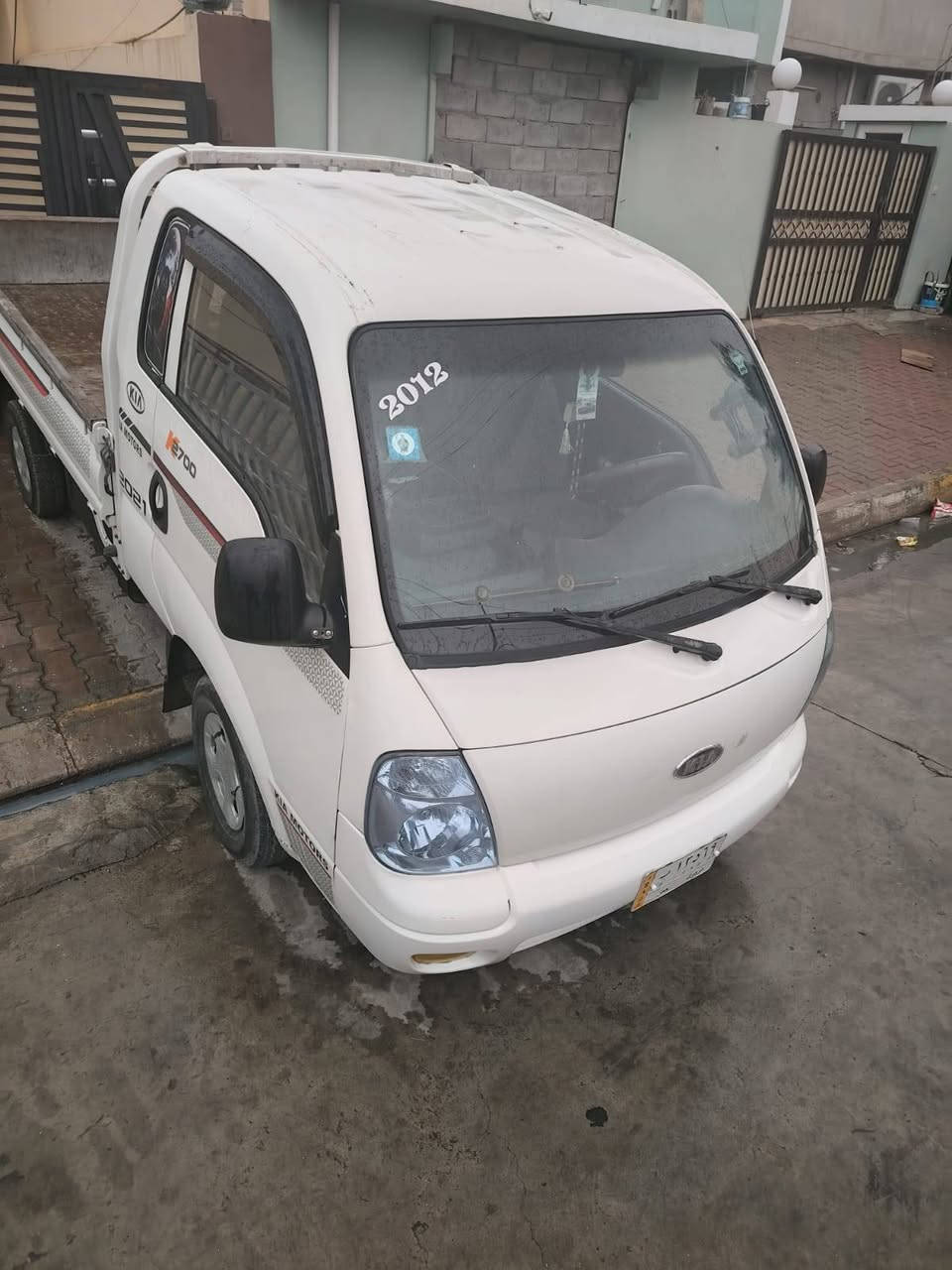 اسلام عليكم كيه حمل للبيع موديل 2012   2700 رقم كركوك  محرك
وشاصي وكسل و شاصي شرض

السعر ١٠٥  (***********)
