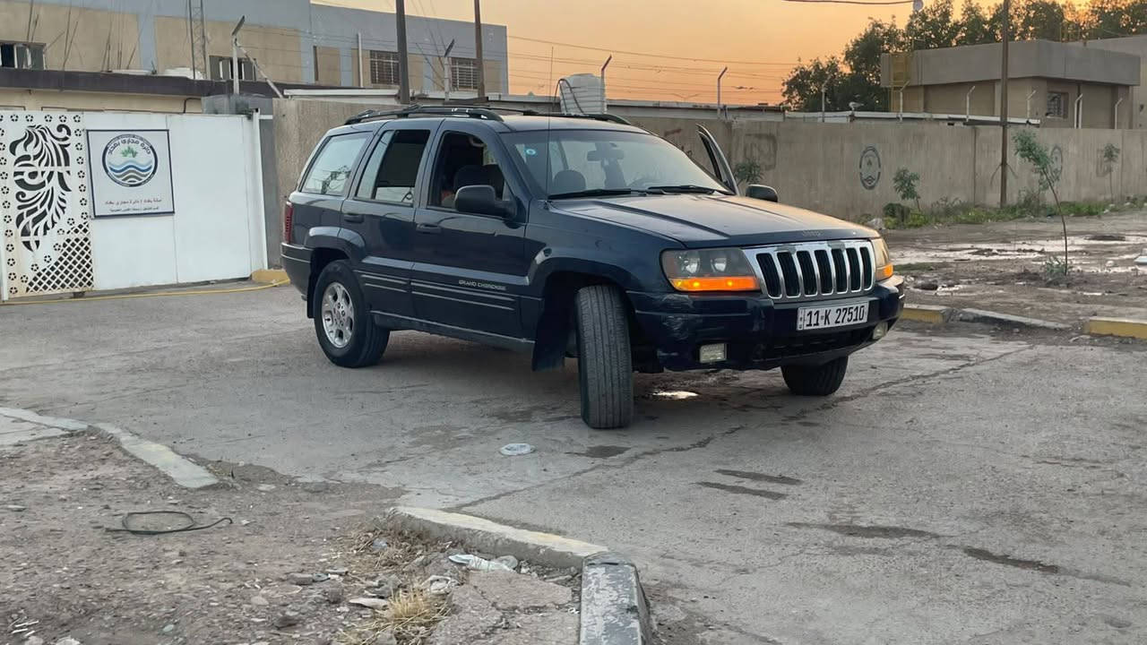 السلام عليكم 
جيب موديل 2000 
محرك 6 بلاد مبدل جديد 
رقم بغداد دولي هزه جديده بسمي شرط التحويل
 سياره خير من الله
معروضه 58 وبيها مجال 
مكانها بغداد 
***********
