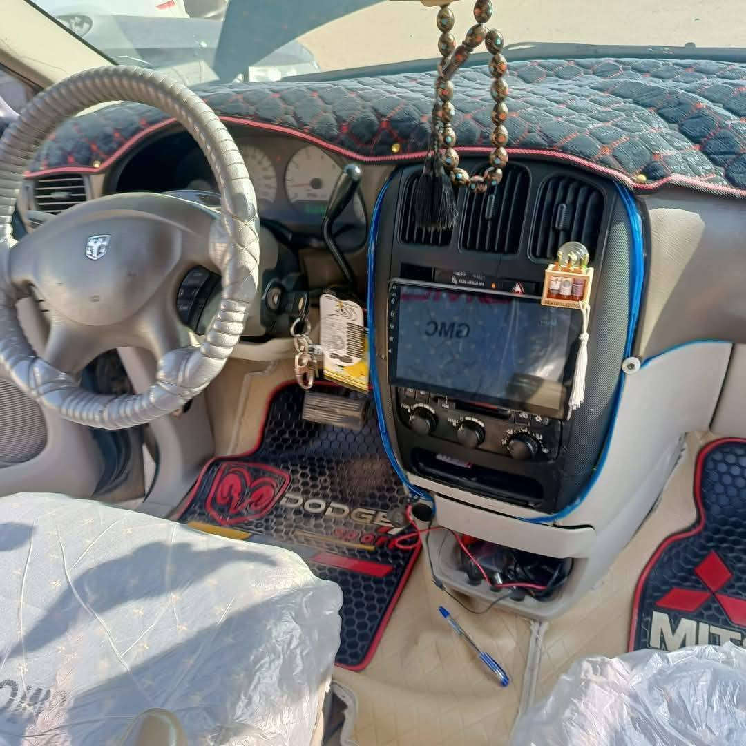 دوج كرفان 2007 للبيع
سلام عليكم ورحمة الله وبركاته 
رقم بغداد انكليزي
سياره ابسم تحويل ثاني يوم 
مكينه حجم  3300
كير و مكينه خير من رب العالمين كفاله
سياره مكفوله من الحادث
قطع تبريد 3 ثلج
شاشا اندرويد كامره
حساسات خلفيه
صدر امامي و خلفي كلش نضيف
تدفئا شغاله تبريد ثلاث قطع ثلج
تايرات نص عمر  
كهربائية كلها شغاله 
منضومت غاز مصار شهر من شديتها
قطع الي مبدله 
ظفيره جديده
ثنين بولبرن امامي 
 ثنين روس رواط 
راديتر جديد واتر بم جديد 
طخم نوزلات و فيش نوزل 
طخم بلك اصلي 
واير بلك طخم اصلي  
7 راكب
سيارة عملية وعائليه نضيفه كلش تعال و شوف بعينك
مصبوغه حزام لجماليه  
السعر  85ورقة وبيه مجال 
مكان السيارة بغداد-الدوره 
رقم التلفون *********** بي وتساب
