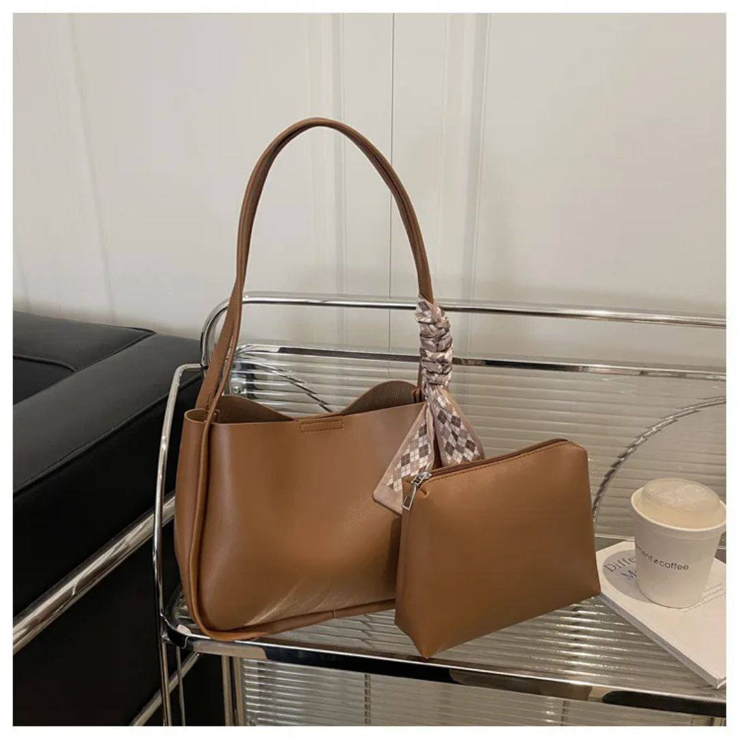 لأنكِ تستحقين الأجمل.. حقيبة تجمع بين جمال التصميم ومساحة تكفي كل أسرارك! 🤎"
•توصيل لجميع المحافظات 
• اسعار مناسبه جدا


**إذا كنت صاحب هذا الإعلان وتريد حذفه لأي سبب، رجاءا أرسل رسالة إلى الدعم الفني**