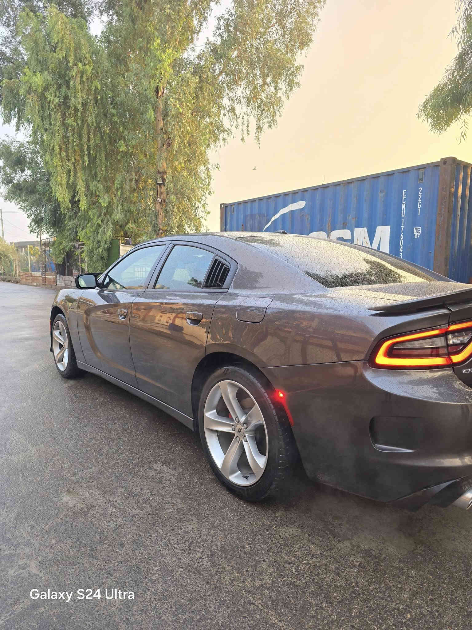 للبيع
سعر 180$
جارجر sxt  محدث جي تي  موديل 2016
ماشية 108 ألف سيارة استخدام شخصي 

🚫ضرر صبغ صفحة  اليمين مال شخط شرط بدون دواخل نهائيا بدون معجون
البوند مبدل مال تحديث 
 اريربك ستيرن راجع سستم مرفوق صور بأمريكا مع الصور 

محرك ٦سلندر حجم ٣٦٠٠ كير طيارة  ٨ نمر شرط 
كير محرك اكسل شرط
حجر البيئة موجود 🪨
رقم اربيل رقم وهزة وسنويه جديد شرط التحويل 

مواصفات sxt 
بصمة تشغيل مع بصمة تشغيل عن بعد 
شاشة كبيرة كامره دواره 🔊 سماعات سستم صوت
فول تحكمات ستيرن
 نظام تراكشن مانع انزلاق 
 كشن كهرب هيتر بلكشن 
سيارة جاهزه 
موصل الايسر 
***********
***********
