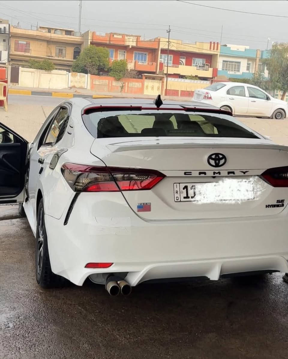 TOYOTA CAMRY 2023
صبغ عام توحيد لون بدون ضرر 
موديل 23
3 انضمة قياده تحكمات ستيرن 

تبريد قطعتين 

كامره خلفيه 

شاشه  تدعم Apple CarPlay / Android Auto

مقاعد جلد احمر

مزروع بيها انارة led ماركه عالميه VAIS Technology

هاند بريك بصمه

مستشعر دخول ذكي

مثبت سرعه 

ABS مانع انزلاق
مصابيح LED بلادي +ليد نهاري

 رقم بغداد مشروع وطني مكان السياره موصل

واتساب ***********

خاص مفتوح
