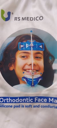 #قناع_وجه درجة اولى مع احزام اصلي للفك والاسنان واتس  07705338281