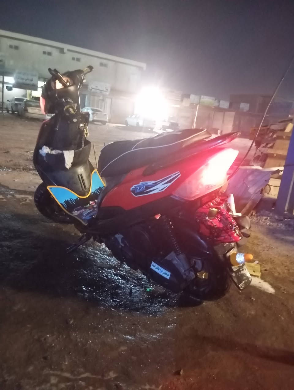 سلام عليكم
ماكس عدله سوده
كلهه ختم واحد
دراجه صارلهه 3اشهر نازله من ربمه
بيه ويل كب نجمه كلث خطوط

دراجة خير من الله مكينة برغي مامفتوح بيهه جيب فيتر وتعال افحص

السعر 975 وبيه مجال مستعجله على بيعته رقمي ***********
*********** هذا رقمي البي وتساب
