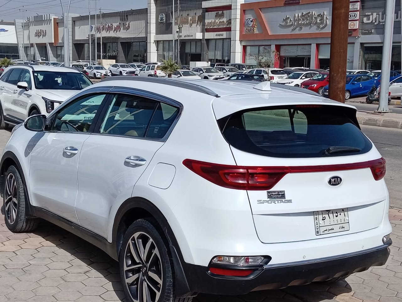 السلام عليكم
سبورتج 2020
كفاله عامه
بيهه فقط رصعه بل جاملغ المامي
رقم بغداد 
سياره جديده جديده بمعنه الكلمه  
***********
السعر 195وبيهه مجال 
المكان الرمادي
