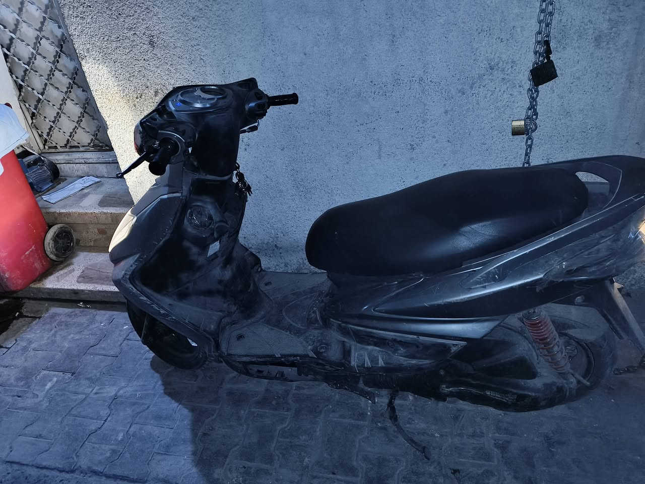 اسلام عليكم
دراجة سنكس فحل 

للبيع دراجة كاملة مكملة تجي تشغل وتروح لا بيها نقص ولا بيها شي دراجة كلها ختم واحد كلبها وشوف  

للاستسفار  الاتصال ع الرقم *********** بي واتساب ايضاً
