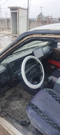 عندي هاي السياره للبيع مديل 91 السياره كير محرك شرط  كربون باتري جديد ...