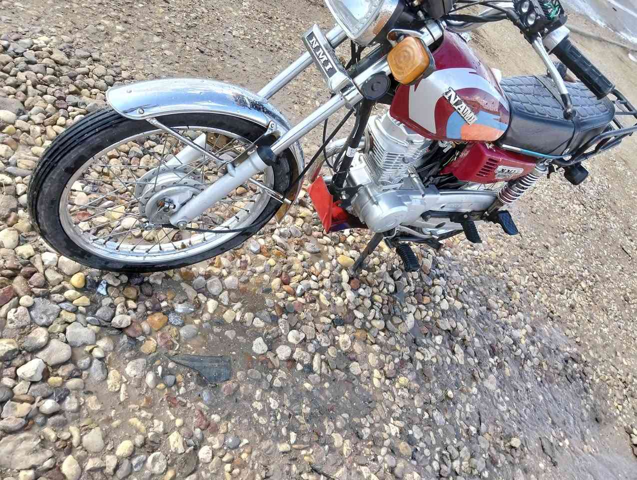 دراجه للبيع موديل 24 نامه اصلي كلك كلك مكفولة كفاله عامه محرك جديد كلها شغاله كهرباءيات رايدها 575 وبيها مجال قليل مكان ديوانيه دغاره للتصال ***********
