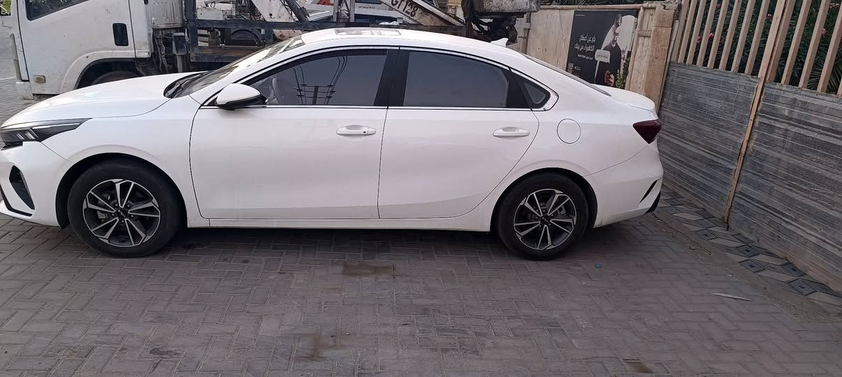 السلام عليكم.
كيا كي ثري K3 موديل 2025

زيرررو جديده ماماشيه 

محرك 1500 دبل نوزل كير 8 نمر 

رقم اربيل 

 ماشية 14 الف فقط السياره زيرو 

🔴المواصفات 

✅️فتحة

✅️شاشه كامرة 

✅️تبريد+ لمس

✅️تحكم ستيرن جهتين 

✅كروز ️مثبت سرعة 

✅️بصمه 1 أبواب و بصمه تشغيل

✅️شاحن تايب سي شحن سريع

✅️كير طياره 

✅️شاشه بالكير

✅️لايت لد زينون 3 عدسات متحركة + الخلفي هم لد متصل 

✅ أشاير لكزس️ 

✅المري الجانبية بيها ️اشاير  

✅️صندوك ذكي بصمة ( يفتح عند الاقتراب )

✅️سايد بريك بصمة

✅️أوتو هولد (auto hold)

✅️درايف مود 4 وضعيات

‏✅️(sort+eco+smart+comfort)

شاشة عداد دجتل 

السيارة كير مكينه كفاله تبريد ثلج مكفوله من اي شي 

السعر 148
رقم اربيل تريد تحويل تريد وكاله 

للأستفسار اكثر التواصل على وتساب
***********
