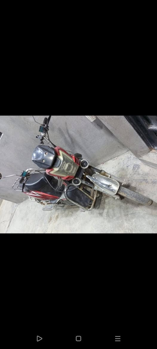 موطور للبيع موديل 2023 بطاريات كلهن 8 بس وحدة 5 السعر 400 بي مجال للشراي مكان الفلوجه الإتصال عله هه الرقم (***********)
