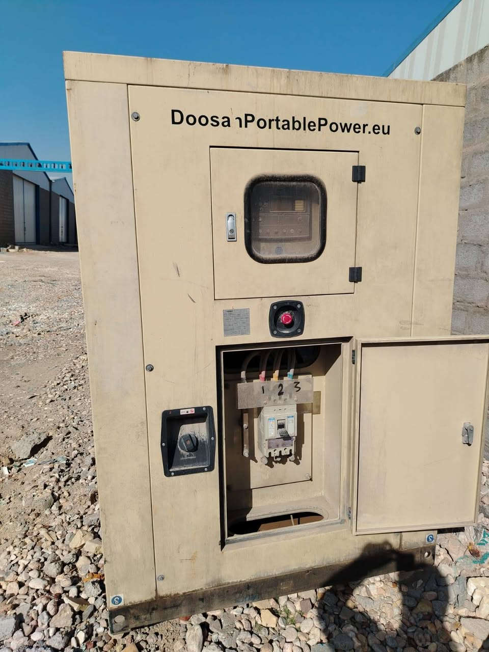 مولده  دايو 300 كيفي مجفته ستندر 
عنوان بغداد جرف 
لاي استفسار رقم هاتف ***********
