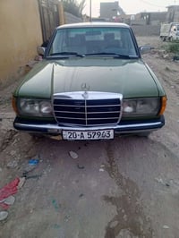 مرسيدس ابو حجيل • ١٩٨٢ • كوت